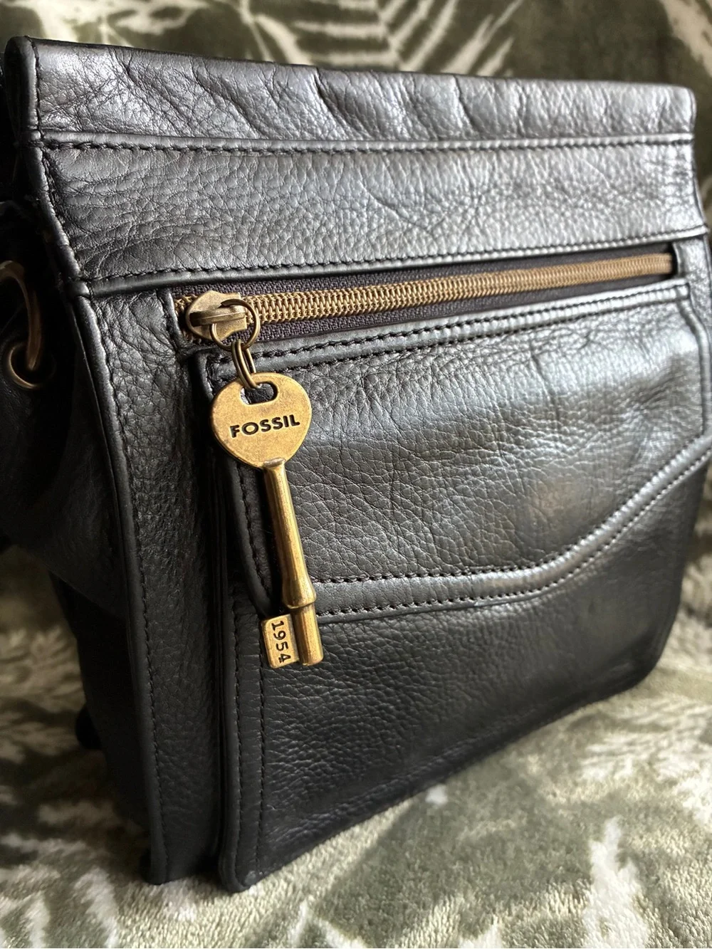 Fossil Black Leather Crossbody Bag with Brass Key Charm